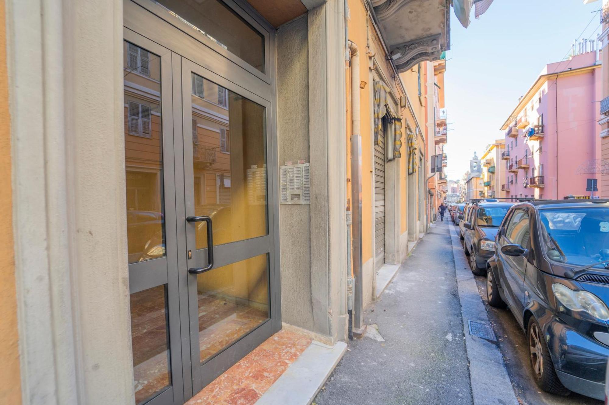 Appartamento Genova,400M Dal San Martino Buitenkant foto